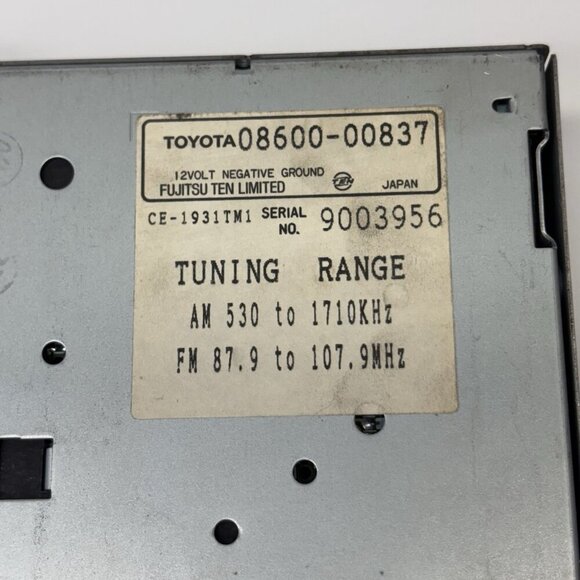 Vintage Toyota Car Cassette Player 08600-00837 AM FM Fujitsu Ten Pickup Radio - Picture 11 of 11